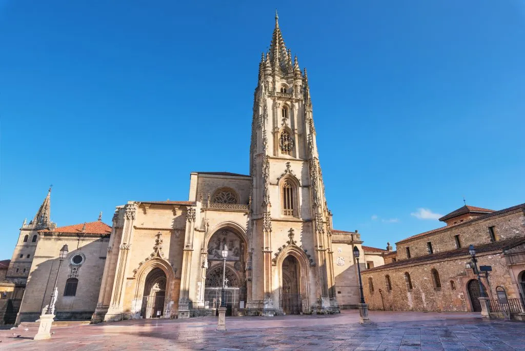 Katedra w Oviedo, Asturia, Hiszpania.